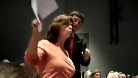 Woman Speaks Out| About Healthcare Bill Containing Medical Chip