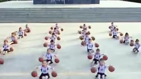 Basketball training in Chinese kindergartens 🏆