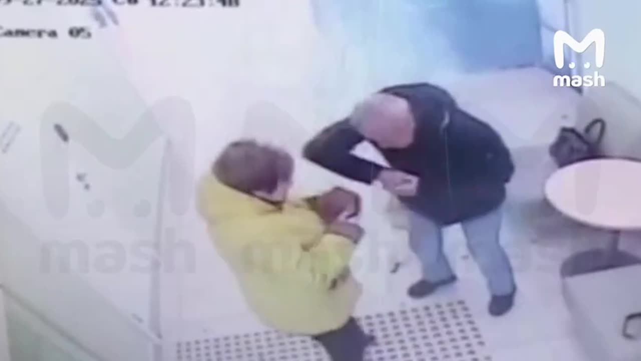 A box of fireworks was detonated in a bank building in Podolsk, Moscow Region