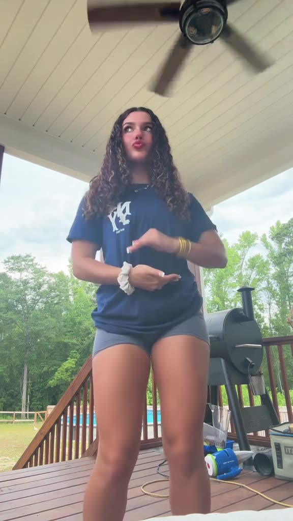 McKenzie Valdez Cottage Gyatt