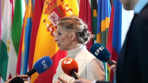 Spain VP Yolanda Díaz says, “I have left X. Anyone who remains there is feeding the