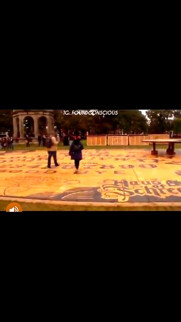 WORLD'S LARGEST OUIJA BOARD IN SALEM, MASSACHUSETTS 🔥