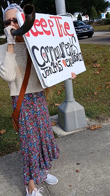 Evangelist Louise Kay Eads Sounding The Alarm In Apopka Florida December 9, 2025!!!