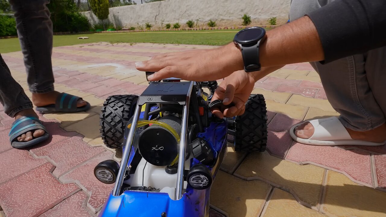 world's most powerful Rc car - petrol engine 100km/h #viral😲