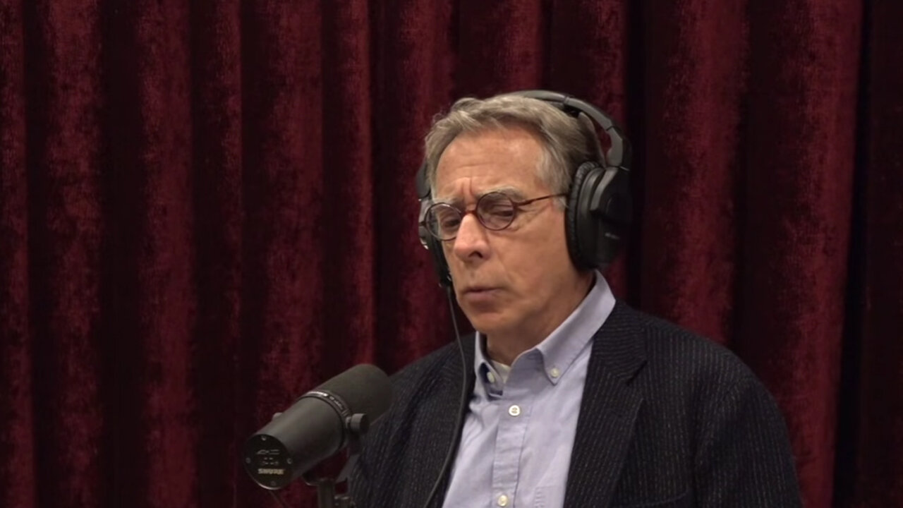 Joe Rogan Experience #2411 - Gavin de Becker – Podcast Recap