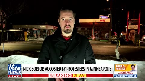 MINNESOTA MADNESS: Independent Journalist Nick Sortor Surrounded by Anti-ICE Protesters