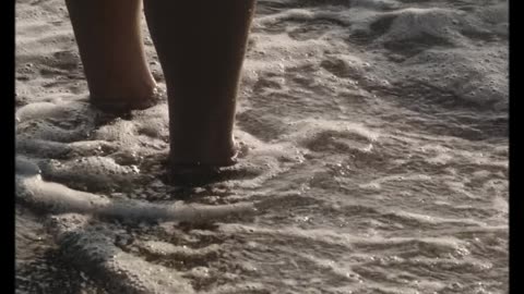 Gigi Perez - Sailor Song (Official Music Video)