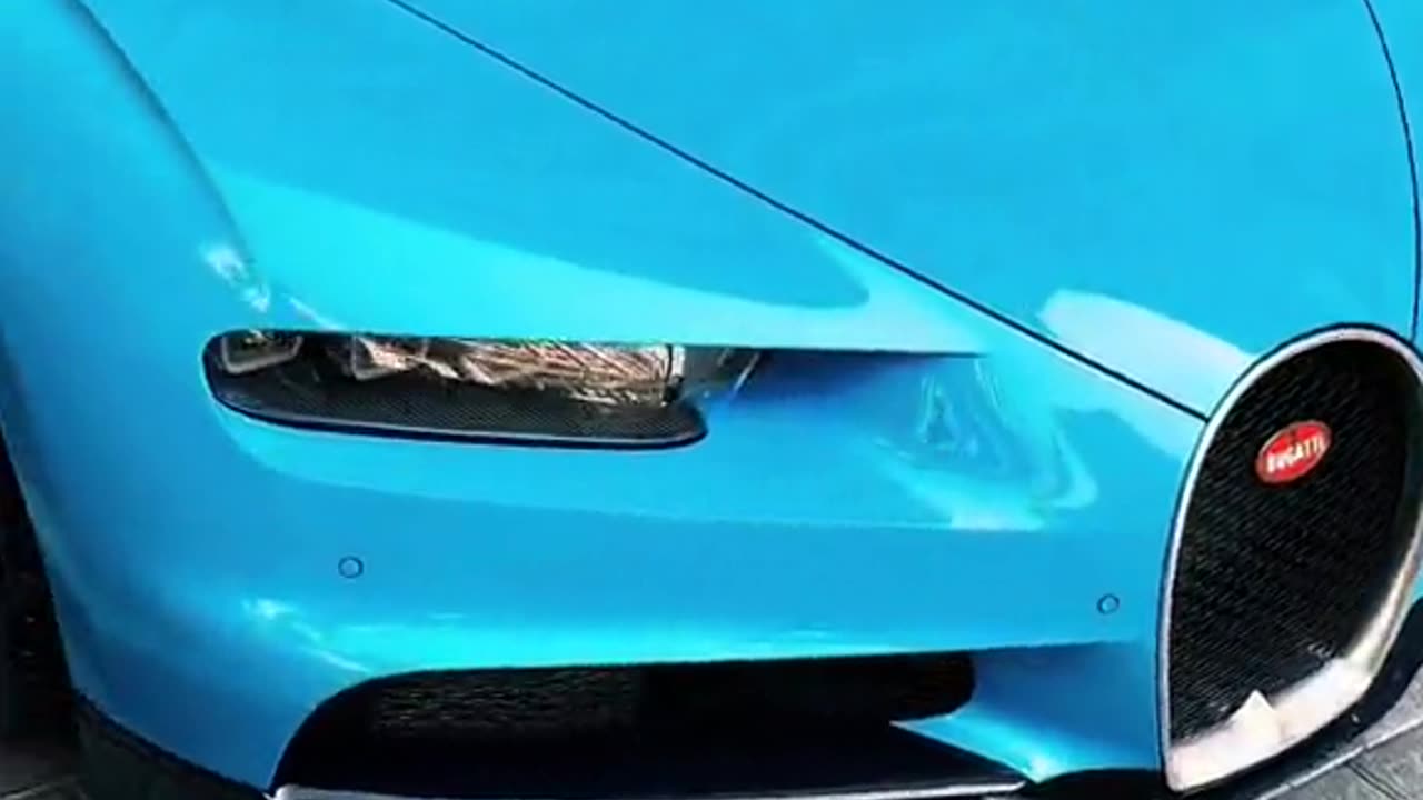 🏎️💥 The Sound of Power: Bugatti Chiron's Engine Roar! | LuxurySportsCars