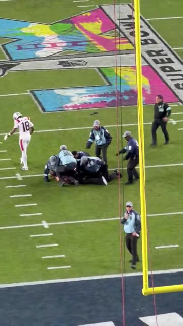 STREAKER AT SUPER BOWL 60