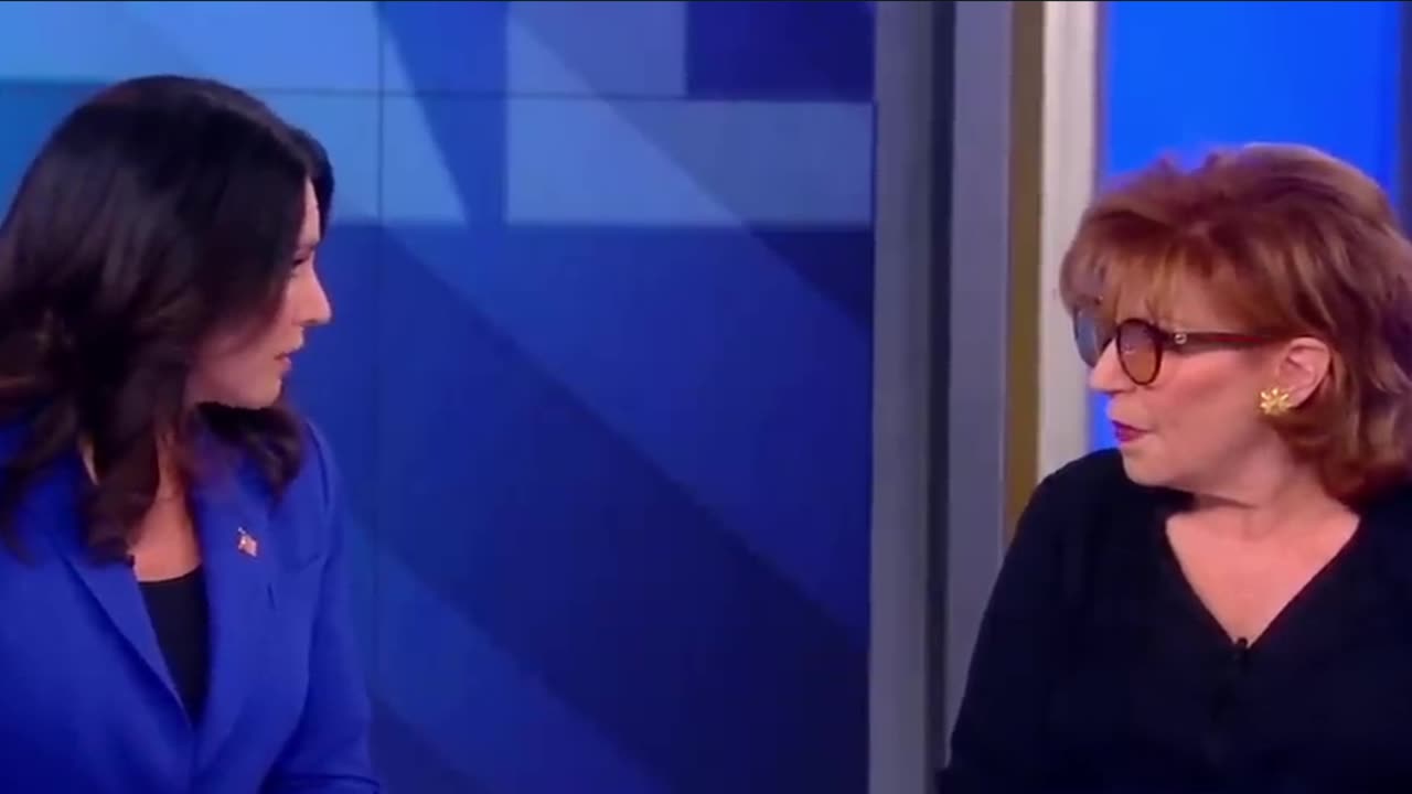 Tulsi Gabbard's fiery response to The View #theview #tulsigabbard #hillaryclinton