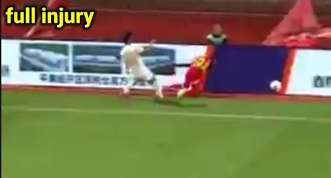 Samuel Asamoah neck injury accident video| Samuel Asamoah injury with advertising board in China