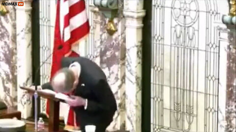 Mississippi Lt. Gov. Delbert Hosemann Passes Out Hard At The Senate Podium, Smashes His Head