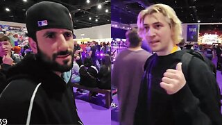 xQc Looks for Gambling Booths at TwitchCon 2025
