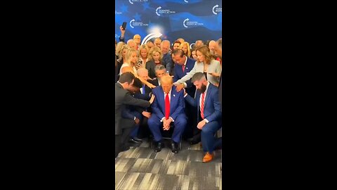 👑 ‘Great Leader’ Trump got a cult following?