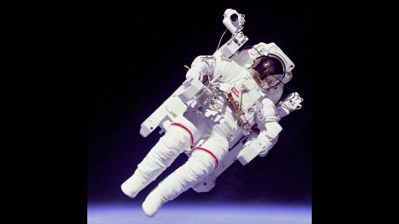 Astronauts are paid liars!???