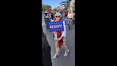 LIVE: Elderly Hippes Protest Trump, Go Home At 1pm, The Death Throws Of A Movement