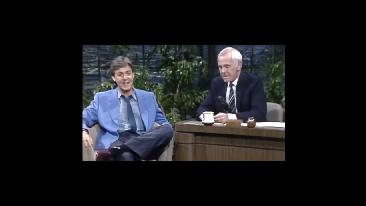Paul McCartney, Johnny Carson jogging #paulmccartney #johnnycarson