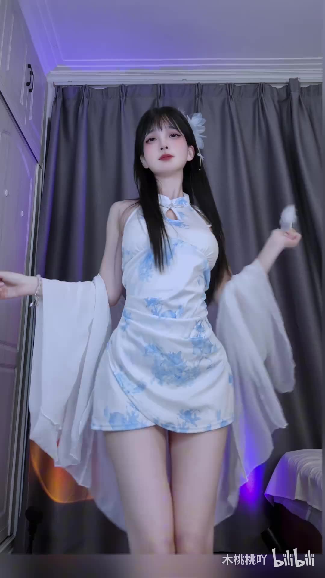 Stylish Creamy Skater Skirt Voluptuous Gentle Dance | Daily Beauty EP 1309