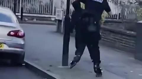 Meanwhile in the UK the police are trying their luck on rollerblades 😂😂😂