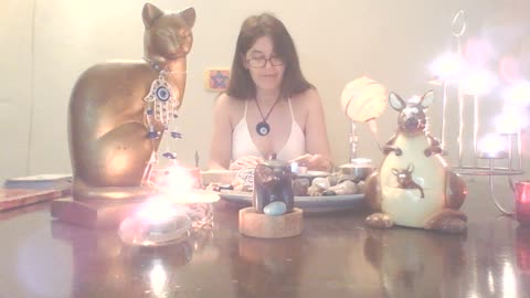 A Message from The Sage ☯ I Ching Reading & Oracle Reading for the Cosmic Collective