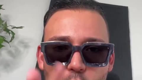 Women are attracted to negative emotions