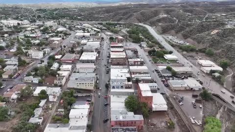Recovery efforts continue in Arizona town after deadly flooding