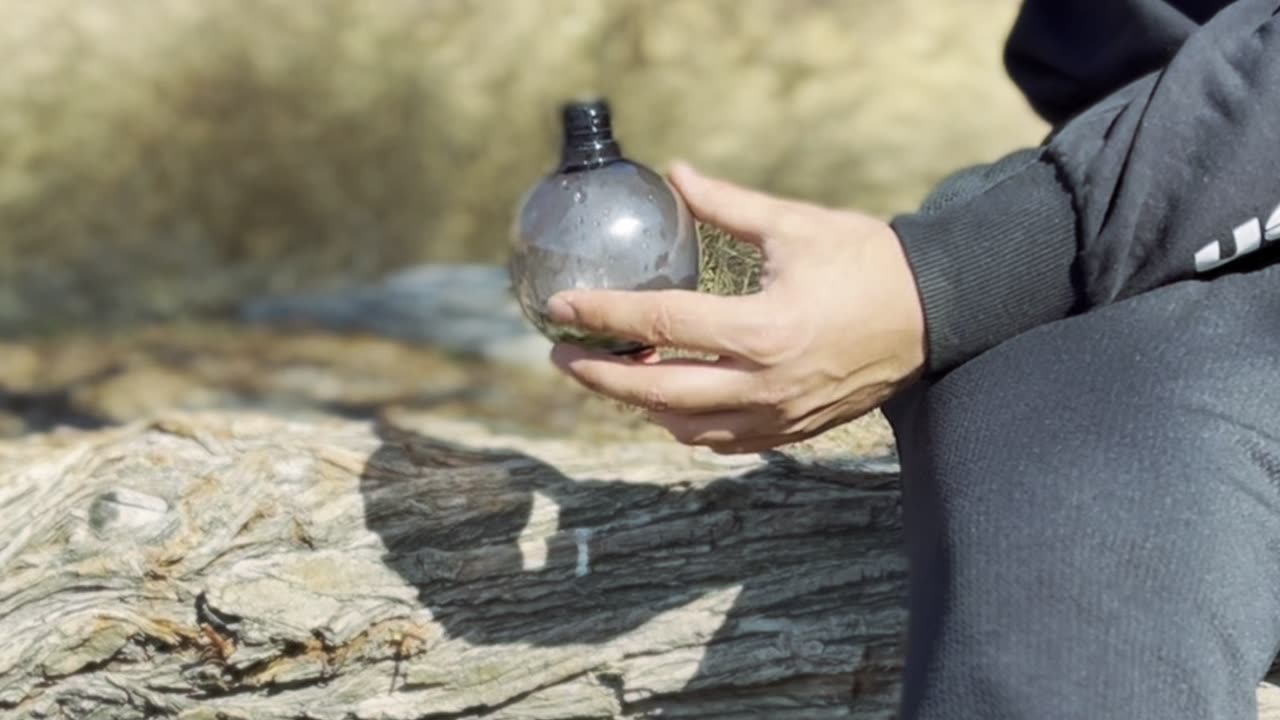 "Make Nature's Bugs Run Away with Mint Spray! "#SurvivalSkills #WildAnimalAttack #Nature Survival