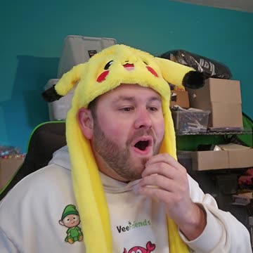 Shots fire at WOMEN OMG!!!!!