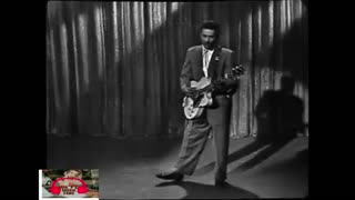 Chuck Berry Rocks “Sweet Little Sixteen” Live on Beech Nut Show (1958)