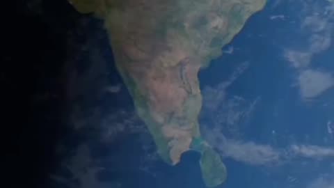 Night main anthrichh se india aesa dikhai deta hai