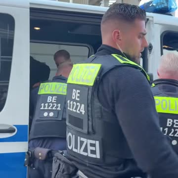 Despite the violent scene, he still shouted: “Free Palestine"