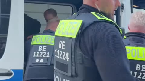 Despite the violent scene, he still shouted: “Free Palestine"