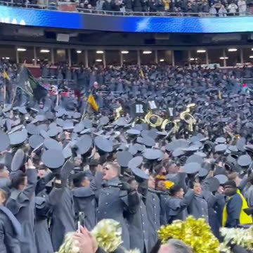 Tổng thống Trump sẽ tham dự trận đấu giữa Lục quân và Hải quân hôm nay