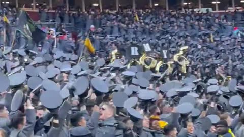 Tổng thống Trump sẽ tham dự trận đấu giữa Lục quân và Hải quân hôm nay