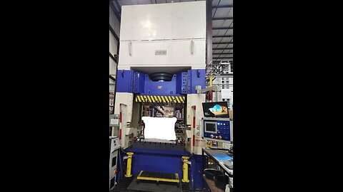 Sutherland HD1-550-60-48 550 Ton Hydraulic Press