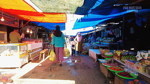 Lapulu Traditional Market, Abeli ​​District, Kendari City - Indonesia