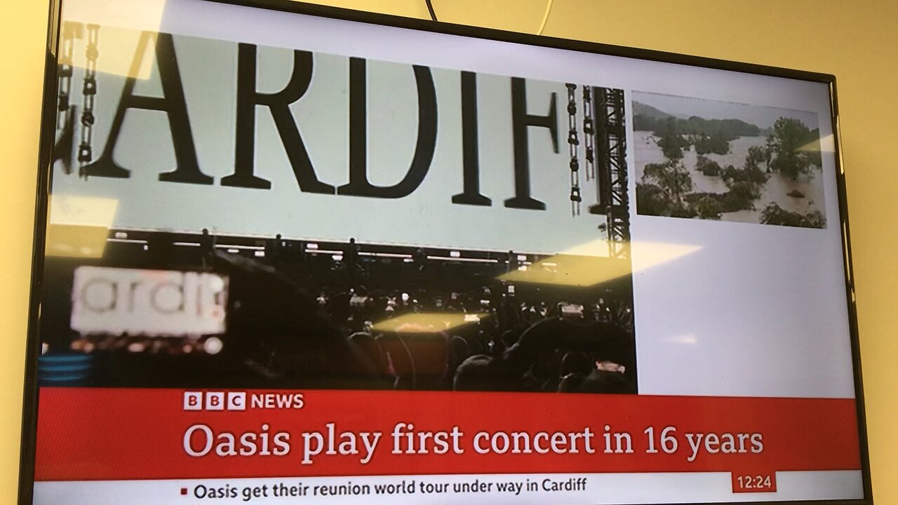 Oasis on news first concert