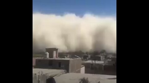 Inusual tormenta de arena cubre Ica