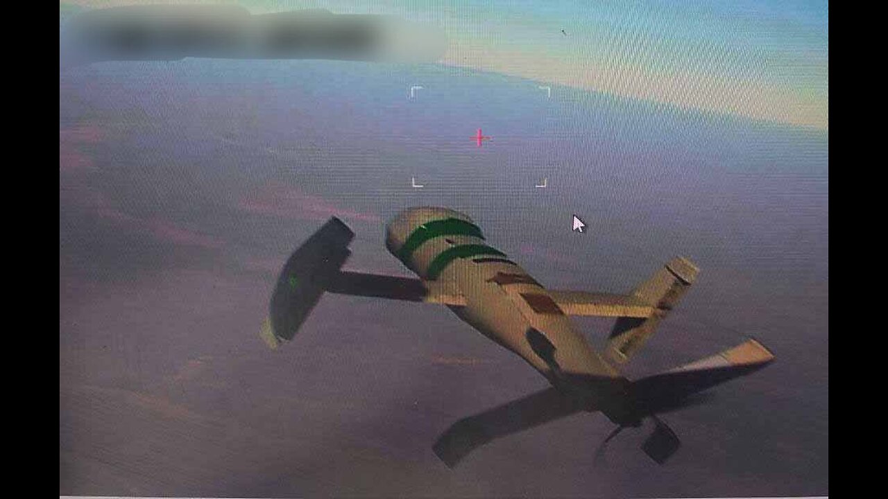 π¦
πΊπ¦π The Russians published a photo of an unknown Ukrainian FPV drone interceptor!