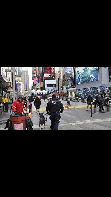 Tren de Aragua Tykes Rain Mayhem Down On Times Square, Mock NYPD