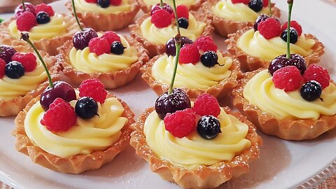 Delicious Mini Custard Tarts | Easy Tartlets Recipe