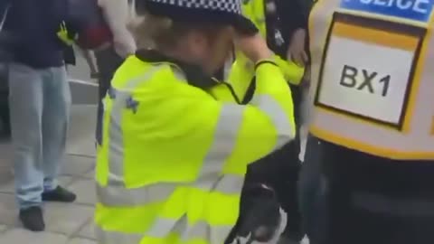 Women Police Officers Dont Make The Grade