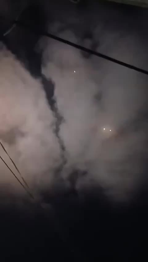 Raining Ballistic Missiles in Israel(Incredible Footage)