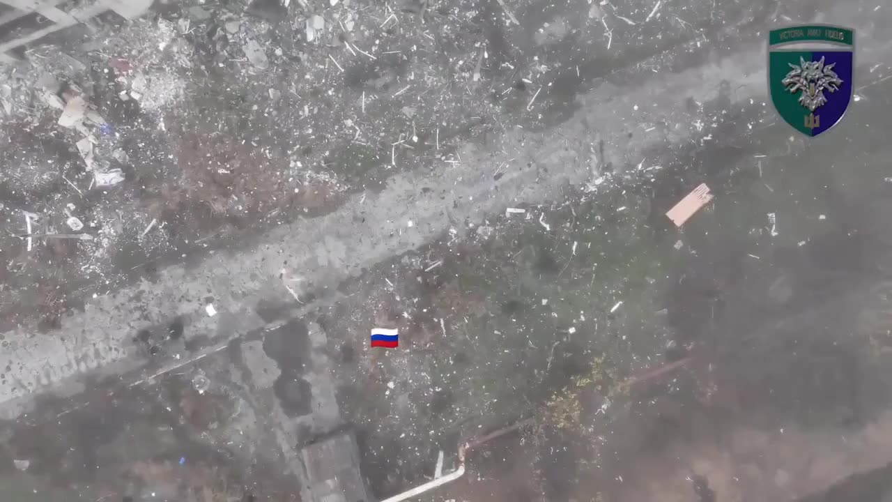 💥 Several Russian armored vehicles with landing forces broke into residential buildings