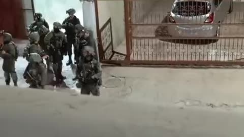 Israeli occupation soldiers abducted a Palestinian young woman, Bara'a Karama, after raiding her family's home in Hebron, south of the occupied West Bank.