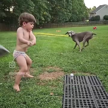 people spend decades playing golf and still don’t have a swing half as smooth as this toddler’s.