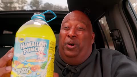 I FOUND IT!! 1 Gal. Hawaiian Punch Pineapple Plunge Chug