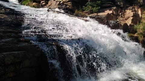 Ze huilde onophoudelijk, als een waterval van tranen