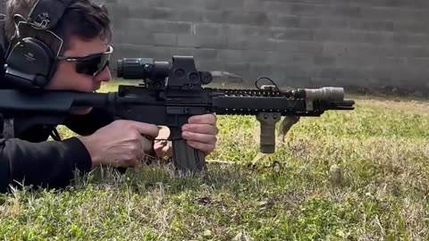 MK18 #国外合法拍摄国内请勿模仿 #武器科普 #实弹射击 #男人减速带 #靶场射击