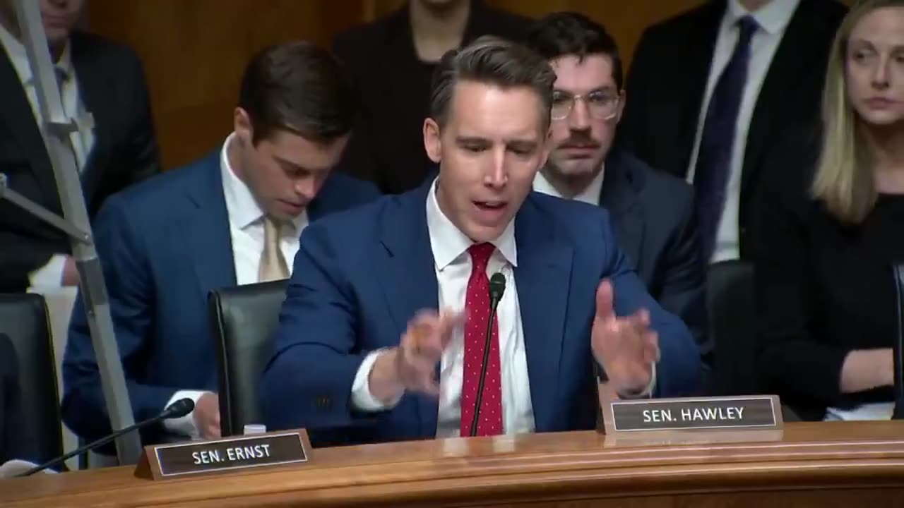 Pelosi Act passes !
